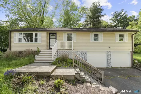 65 George Dr, Vernon, CT 06066
