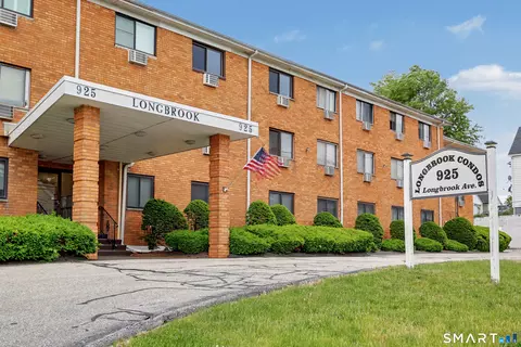 925 Longbrook Ave #109, Stratford, CT 06614