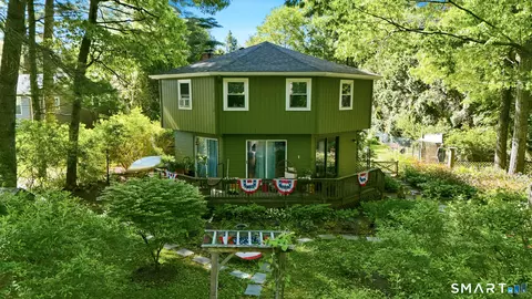128 Bailey Pond Rd, Voluntown, CT 06384
