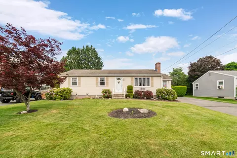 43 Danbury Ln, Bristol, CT 06010