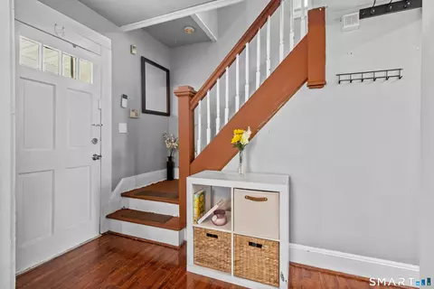 Entry Way - 182 Deforest Ave, Bridgeport, CT 06607 photo 1 of 4
