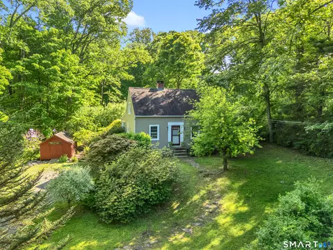 365 Spruce Brook Rd, Southbury, CT 06488