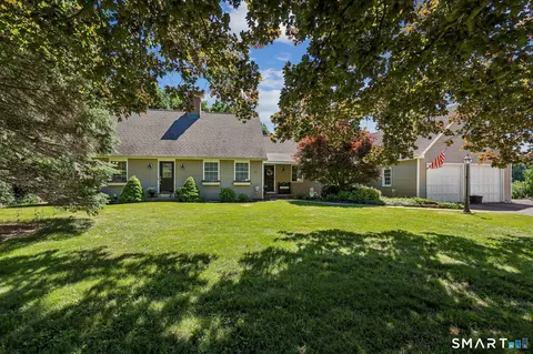 143 Belleview Ave, Southington, CT 06489
