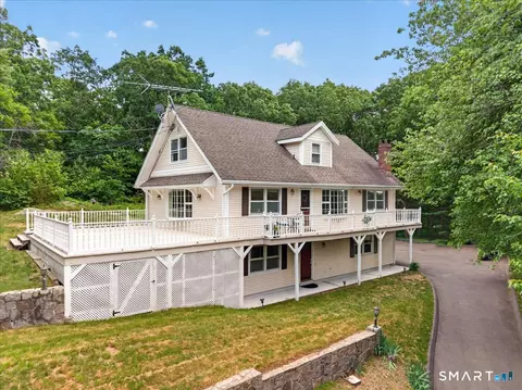 22 Cloverdale Ave, Shelton, CT 06484