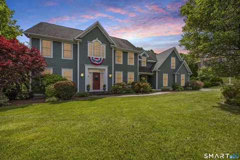 325 Westwood Rd, Bristol, CT 06010