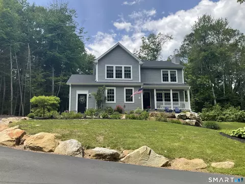 3 Raymond Dr, Barkhamsted, CT 06063