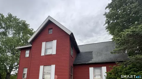 26 Phelps St, East Hartford, CT 06108