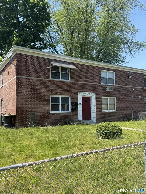 355 Granfield Ave, Bridgeport, CT 06610
