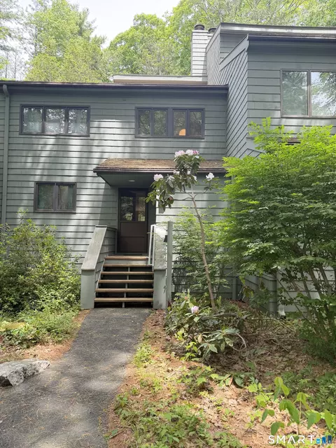 476 Evergreen Rd, Torrington, CT 06790