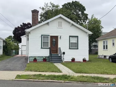 271 Third Ave, West Haven, CT 06516