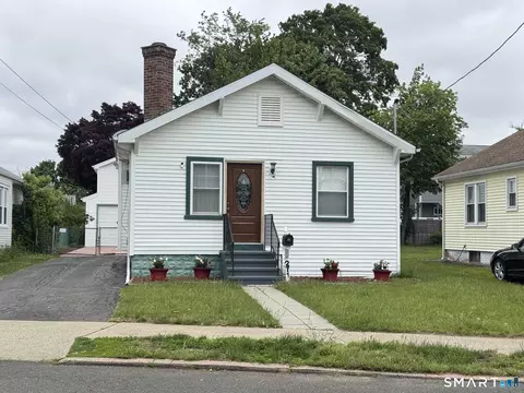 271 Third Ave, West Haven, CT 06516