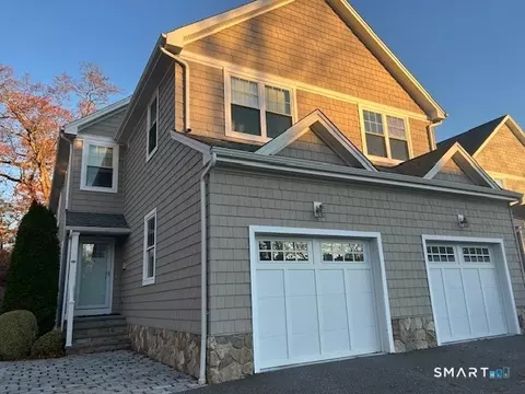 61 Aiken St #A, Norwalk, CT 06851