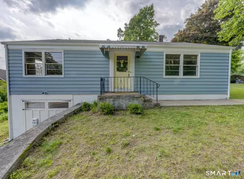 194 Ivan Hill St, Willimantic, CT 06226