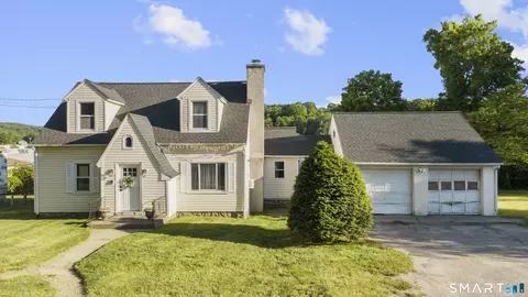 183 Perkins Ave, Waterbury, CT 06704