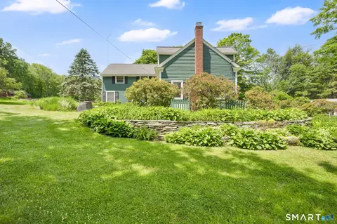 Exterior - 341 Main St, Hampton, CT 06247 photo 2 of 10