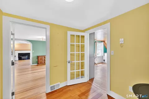 Entry Way - 341 Main St, Hampton, CT 06247 photo 1 of 1