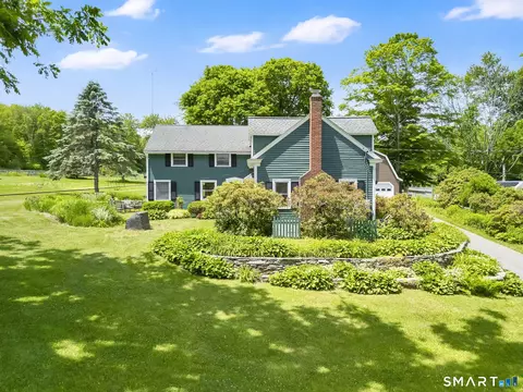 Exterior - 341 Main St, Hampton, CT 06247 photo 8 of 10