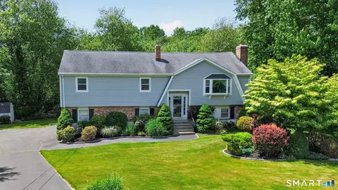 85 Grassland Rd, Milford, CT 06461