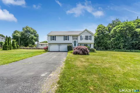 153 Westfield Ave, Ansonia, CT 06401