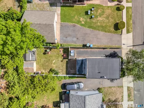 View/Area - 99 Warner St, Hamden, CT 06514 photo 4 of 5