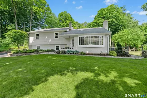 29 Old Farm Rd, Weston, CT 06883
