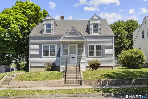 250 Jackson Ave, Stratford, CT 06615