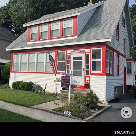 34 Cleveland Ave, Milford, CT 06460