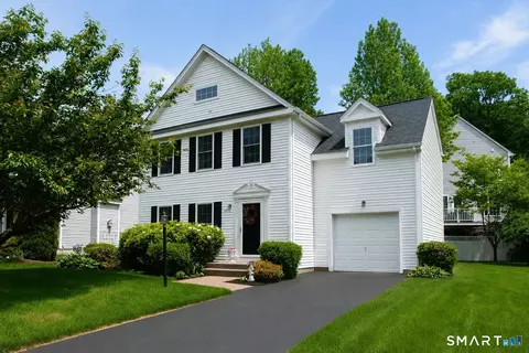 26 Fox Holw #26, Avon, CT 06001