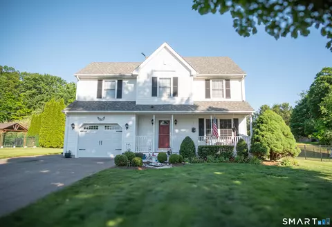 6 Vumbaco Dr, Wallingford, CT 06492