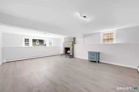 Living - 129 Midwell Rd, Wethersfield, CT 06109 photo 5 of 6