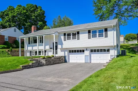 129 Midwell Rd, Wethersfield, CT 06109