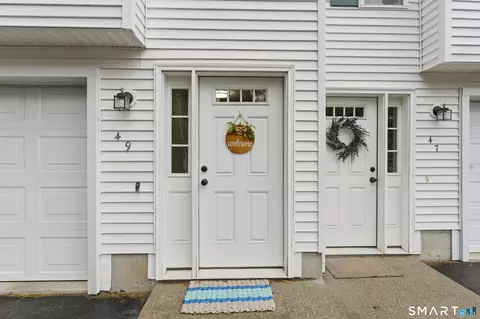 49 Thames Height Ln #49, Groton, CT 06340