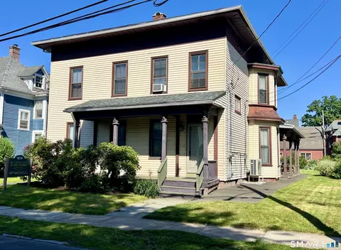 30 Vine St, New Britain, CT 06052