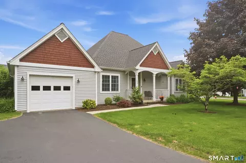 174 Thistle Pond Dr #174, Bloomfield, CT 06002