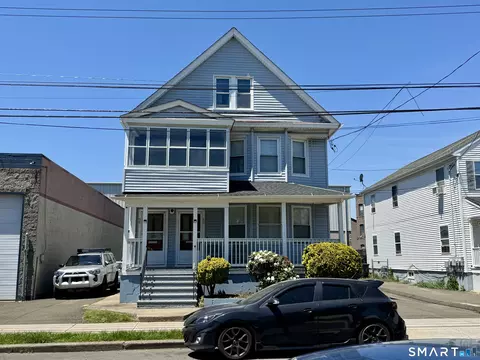 56 Elizabeth St, Bridgeport, CT 06610