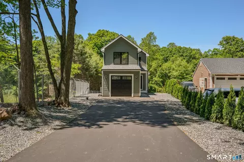 73 Cow Hill Rd, Clinton, CT 06413