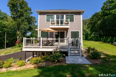 117 Lake Dr, Oakdale, CT 06370