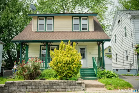 51 Nesbit Ave, West Hartford, CT 06119