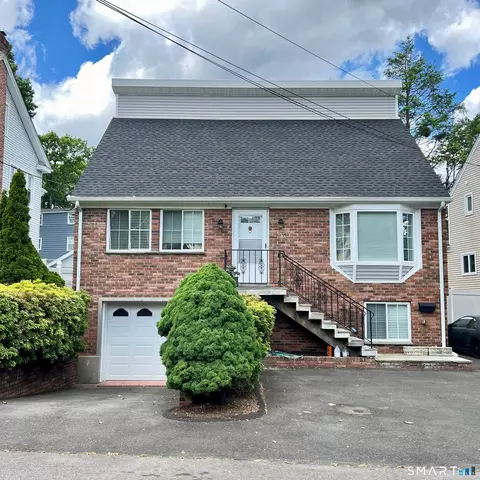 66 Treat Ave, Stamford, CT 06906