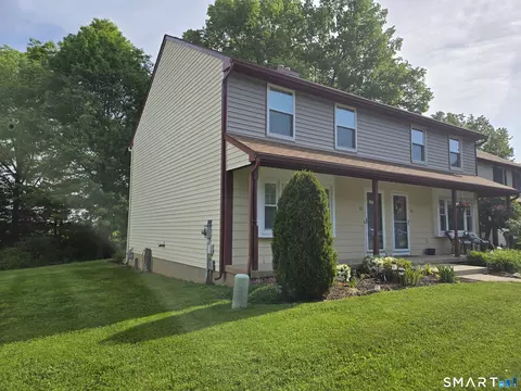 22 Winesap Cir #22, Rocky Hill, CT 06067