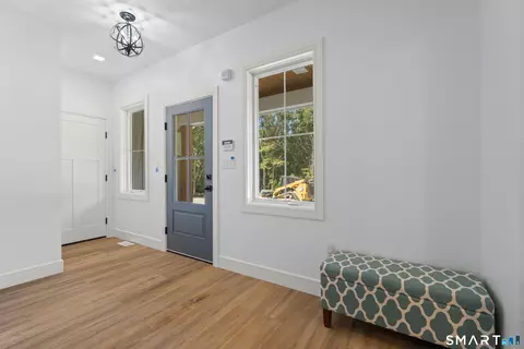lot Apt 4 237 Upper Pattagansett Rd, East Lyme, CT 06333