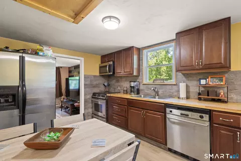 Kitchen - 16 Shumway Ave, Killingly, CT 06239 photo 1 of 3