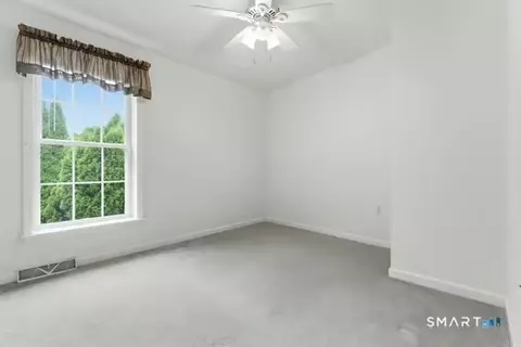 Bedroom - 11 Cliff Rd, Ledyard, CT 06339 photo 4 of 4