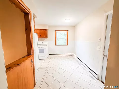 Entry Way - 37 Laperle Ave, Plainfield, CT 06374 photo 1 of 1