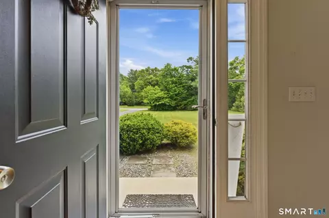 Entry Way - 37 Tuckie Rd, Windham, CT 06280 photo 2 of 6