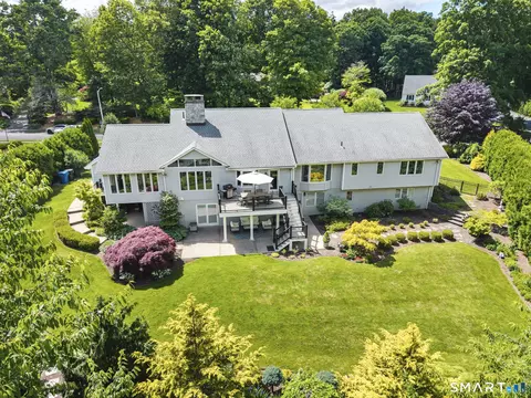 View/Area - 65 Spicewood Ln, Berlin, CT 06037 photo 2 of 2