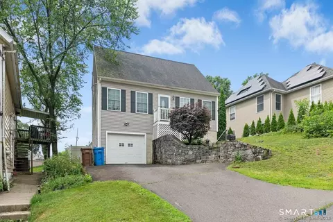 18 Perry Hill Rd, Shelton, CT 06484