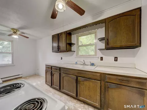 Kitchen - 37 Spring View Ln, Willimantic, CT 06226 photo 4 of 4