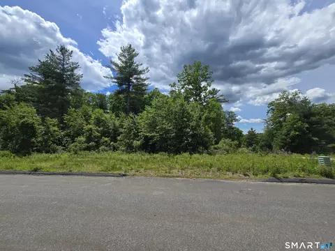 8 Break Maiden Ln, Harwinton, CT 06791