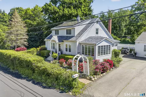 39 Clearview Ave, Danbury, CT 06811
